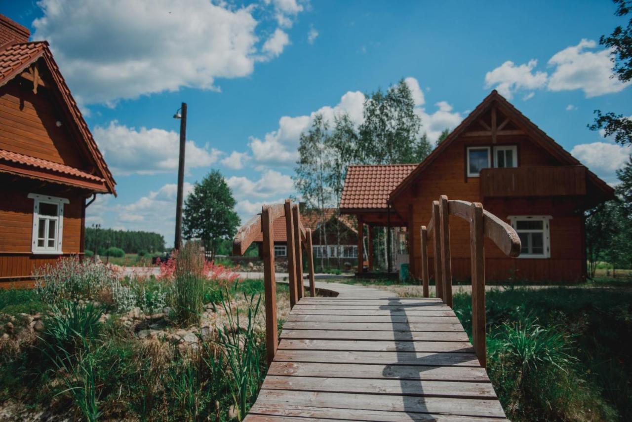Miodowa Kolonia Bed & Breakfast Bialowieza Exterior photo